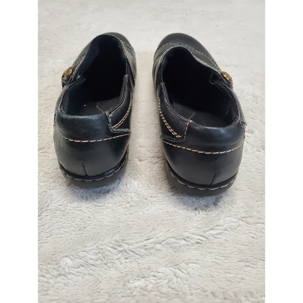 Clarks pre loved